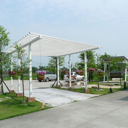 Elegance House Apartment Wujie Exterior photo