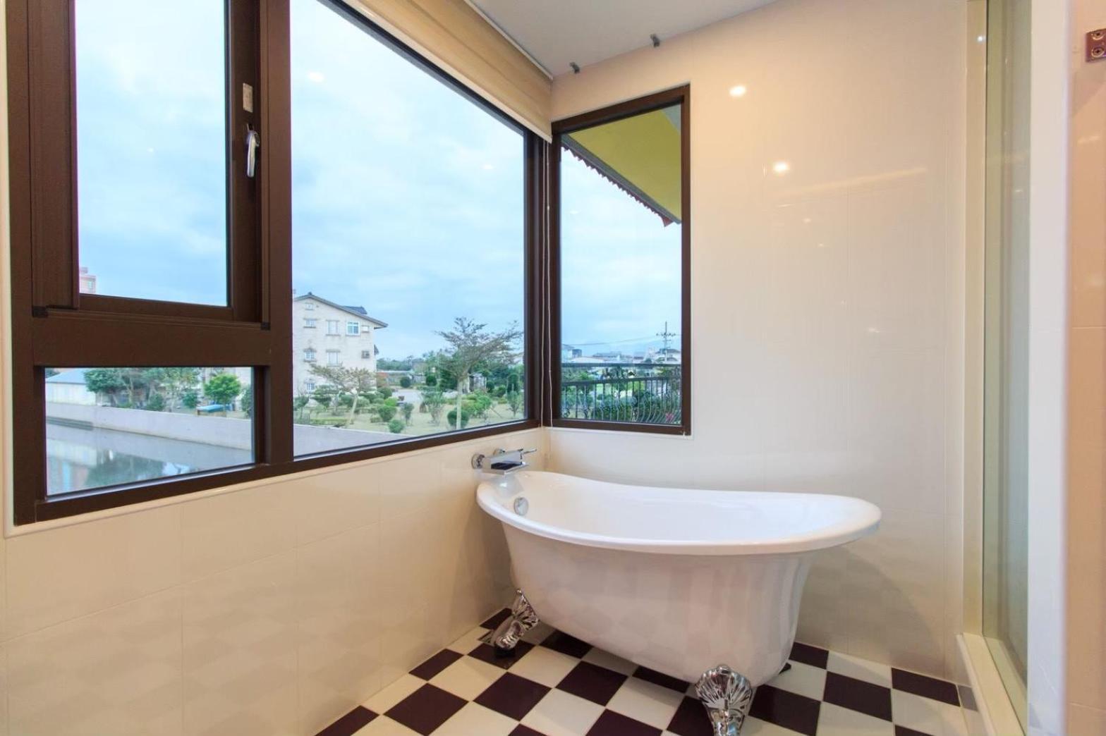 Elegance House Apartment Wujie Exterior photo